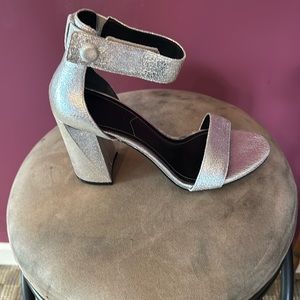 Kendall and Kylie silver leather shoe